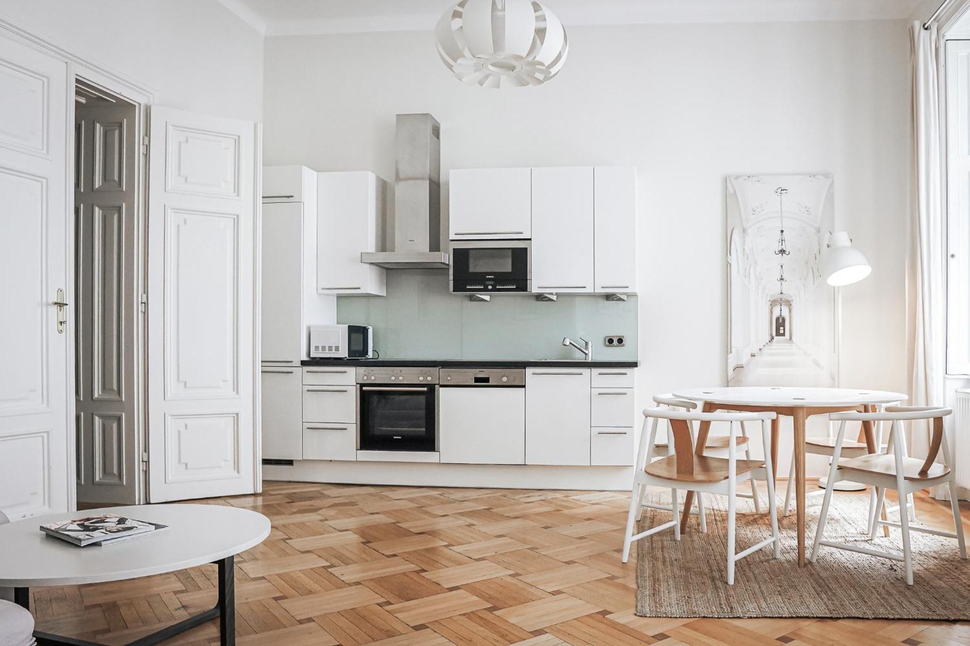 Heymi Apartments Stephansdom Виена Екстериор снимка