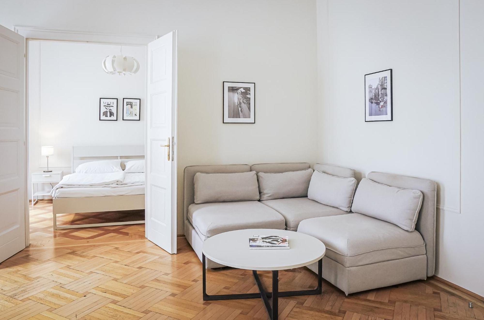 Heymi Apartments Stephansdom Виена Екстериор снимка